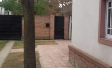 Chalet casa quinta- Burzaco