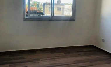 Departamento en venta - 2 Dormitorios 1 Baño - Moreno