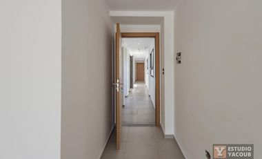 Departamento en venta - 2 Dormitorios 1 Baño - balcón - 72Mts2 - La Plata