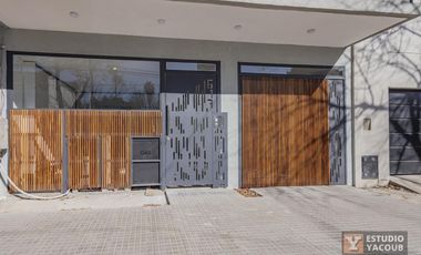 Departamento en venta - 2 Dormitorios 1 Baño - balcón - 72Mts2 - La Plata