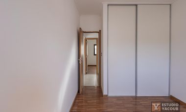 Departamento en venta - 2 Dormitorios 1 Baño - balcón - 72Mts2 - La Plata