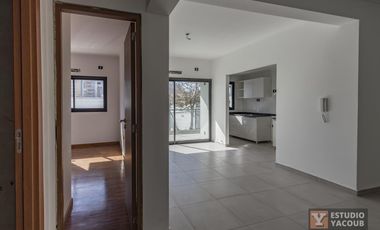 Departamento en venta - 2 Dormitorios 1 Baño - balcón - 72Mts2 - La Plata