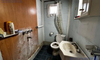 Casa en venta en san miguel con departamento 2 ambientes en planta alta