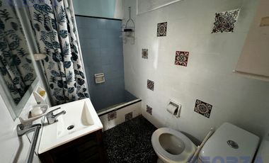 Casa en venta en san miguel con departamento 2 ambientes en planta alta