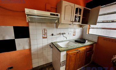 Casa en venta en san miguel con departamento 2 ambientes en planta alta