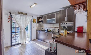 Casa venta - 4 dormitorios 2 baños - cocheras - pileta - 150Mts2 - Tolosa, La Plata