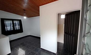 Casa en venta - 4 Dormitorios 2 Baños 1 Cochera - 150Mts2 - Brandsen