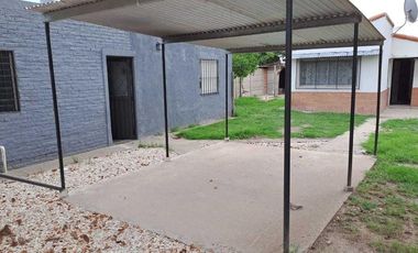 Casa en venta - 4 Dormitorios 2 Baños 1 Cochera - 150Mts2 - Brandsen