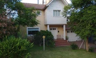 Casa en venta - 3 Dormitorios 2 Baños - 600Mts2 - General Pueyrredón