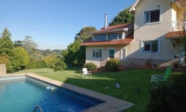 Casa en venta - 3 Dormitorios 2 Baños - 600Mts2 - General Pueyrredón