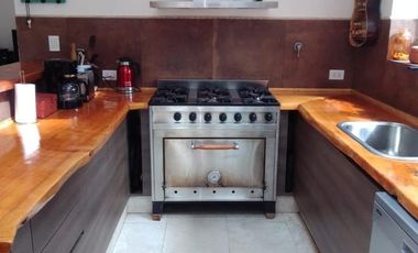 Casa en venta - 4 Dormitorios 2 Baños - 950Mts2 - Senderos III, Costa Esmeralda