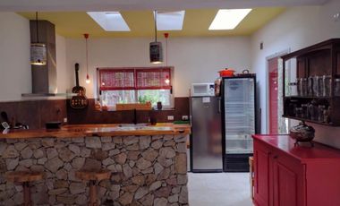 Casa en venta - 4 Dormitorios 2 Baños - 950Mts2 - Senderos III, Costa Esmeralda