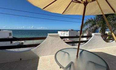 Casa con vista al mar en renta / venta