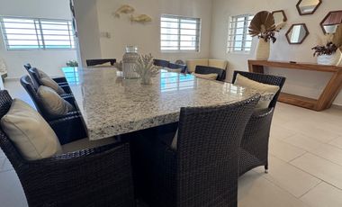 Casa con vista al mar en renta / venta