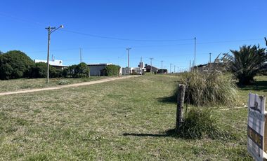 Terreno en Calle 80 entre 19 y 17