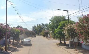 Casa en venta - 3 Dormitorios 1 Baño - Cochera - 480Mts2 - Moquehua