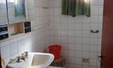 Casa en venta - 3 Dormitorios 1 Baño - Cochera - 480Mts2 - Moquehua