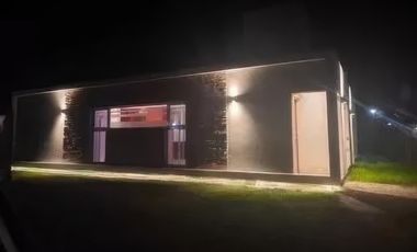 Casa en venta - 2 Dormitorios 2 Baños - 400Mts2 - Miramar