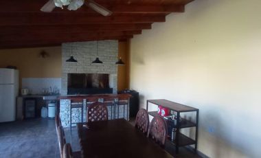 Casa en venta - 1 Dormitorio 2 Baños - Sicardi