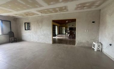 Casa en venta - 1 Dormitorio 2 Baños - Sicardi