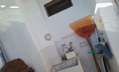 PH en venta - 3 Dormitorios 1 Baño - Cochera - 67.9Mts2 - Manuel B. Gonnet