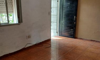 PH en venta - 3 Dormitorios 1 Baño - Cochera - 67.9Mts2 - Manuel B. Gonnet