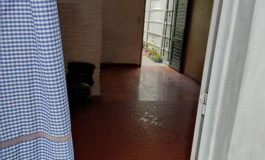 PH en venta - 3 Dormitorios 1 Baño - Cochera - 67.9Mts2 - Manuel B. Gonnet