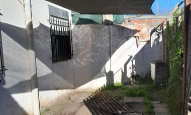 PH en venta - 3 Dormitorios 1 Baño - Cochera - 67.9Mts2 - Manuel B. Gonnet