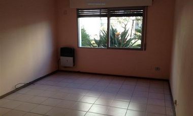 Alquilo departamento en zona norte. Bajo palermo.