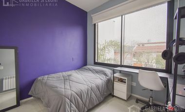 Casa 4 ambientes VENTA Lomas de Zamora