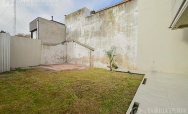 Casa 4 ambientes VENTA Lomas de Zamora