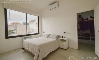 Casa 4 ambientes VENTA Lomas de Zamora