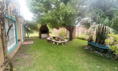 VENDE CASA CON PILETA POR RUTA 14