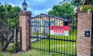 VENDE CASA CON PILETA POR RUTA 14