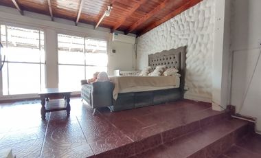 PH de 7 ambientes con amplia terraza