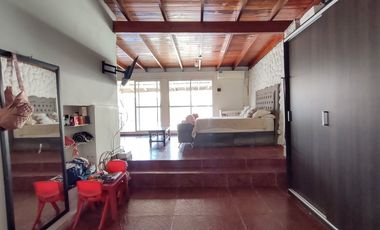 PH de 7 ambientes con amplia terraza