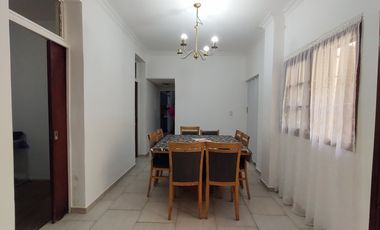 PH de 7 ambientes con amplia terraza