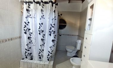 PH de 7 ambientes con amplia terraza