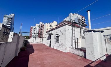 Excelente PH en primer piso de 2 ambientes, Totalmente reciclado!