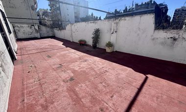 Excelente PH en primer piso de 2 ambientes, Totalmente reciclado!