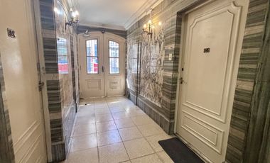 Excelente PH en primer piso de 2 ambientes, Totalmente reciclado!