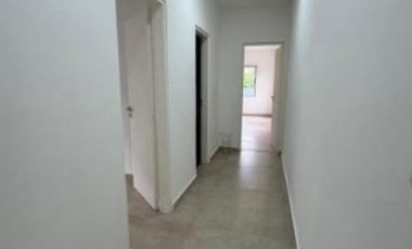 Casa en venta - 3 Dormitorios 2 Baños - Pilar