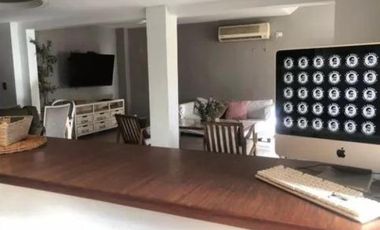 PH en venta - 4 Dormitorios 2 Baños - Cochera - 130Mts2 - La Matanza