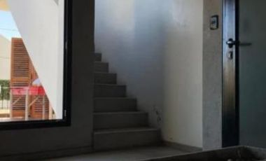 PH en venta - 4 Dormitorios 2 Baños - Cochera - 130Mts2 - La Matanza