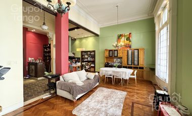 Venta Piso Departamento San Nicolas 4 Ambientes Balcon Frente con Dependencia