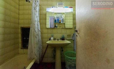 Casa 6 ambientes patio y parrilla