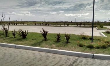 Terreno en venta - 750mts2 - Santa Clara al Sur