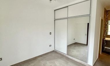 Departamento en  Venta Dominicis 1135, Campana centro.