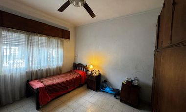 Casa en venta - 2 Dormitorios 1 Baño - Saladillo