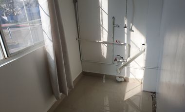 AMPLIA CASA DISPONIBLE, CERCA DE TODO EN BARCELONA RESIDENCIAL, PARQUE IND PACIF